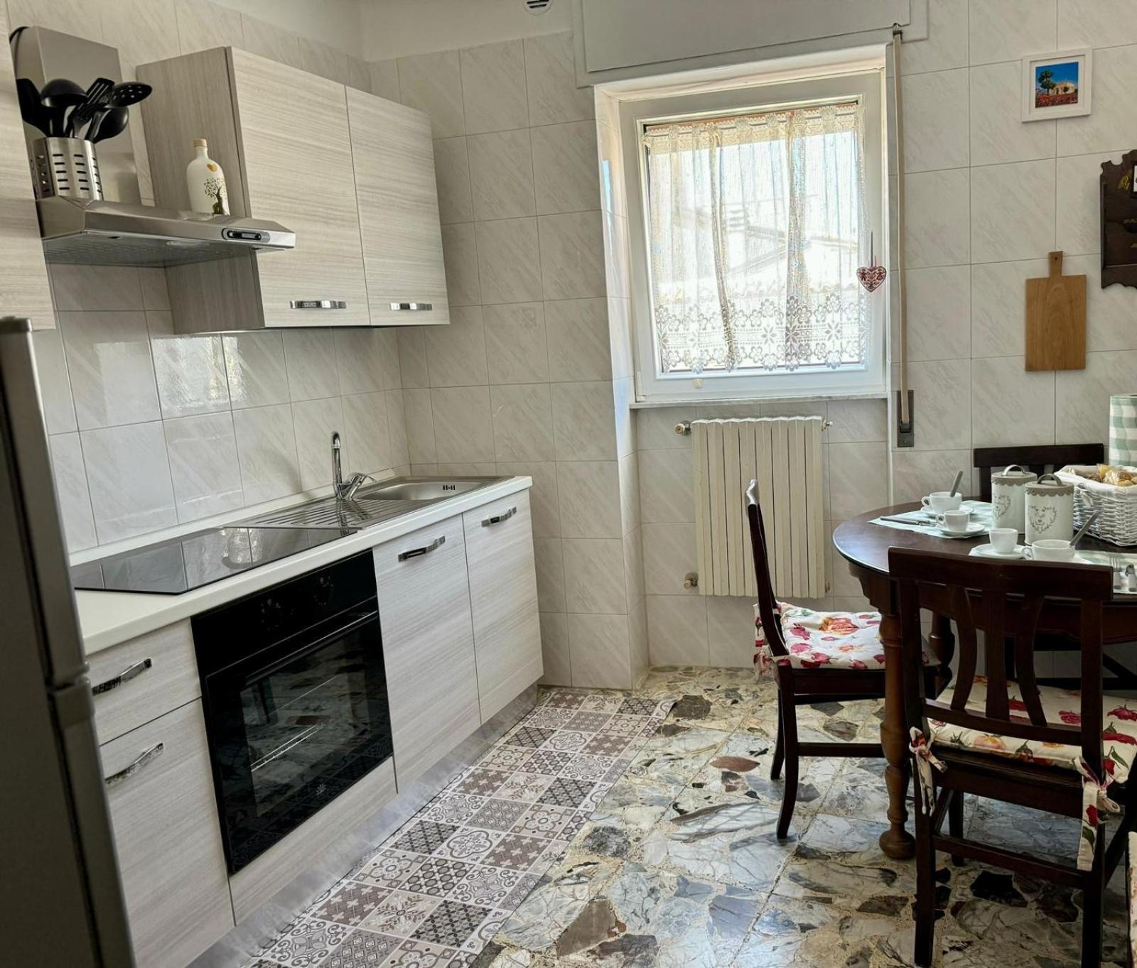 Ely House Apartment Monte Sant'Angelo Exterior photo